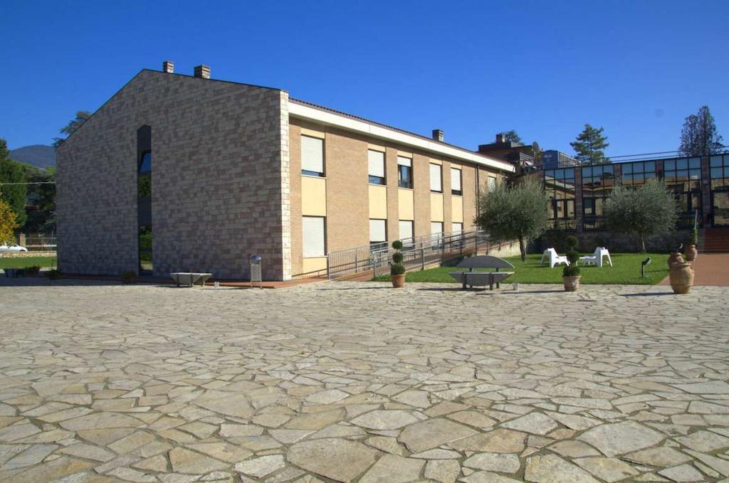 Th Assisi - Casa Leonori Hotel Exterior photo